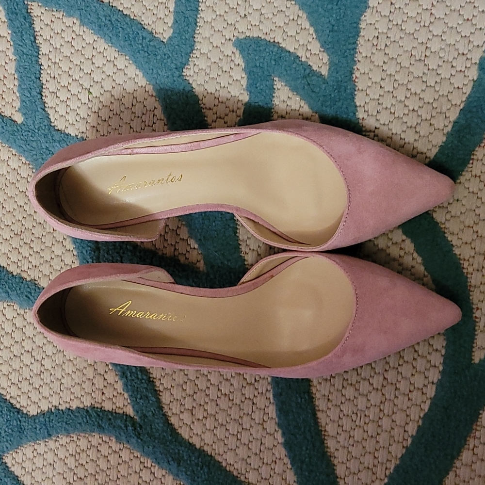 Amarantos Pink Suede Kitten Heels Size 8 NWOT
